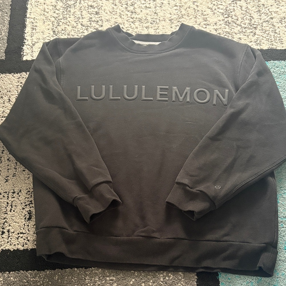 lululemon black graphic sweatshirt